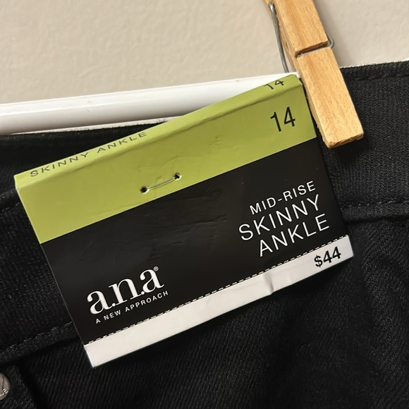 a.n.a black mid rise skinny ankle jeans new with tags back/front pockets size 14 - Picture 3 of 4